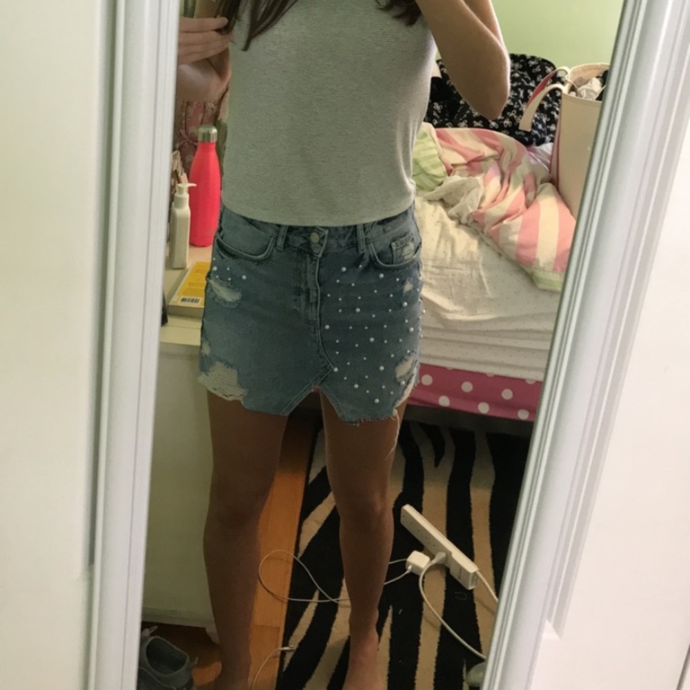 Zara pearl denim mini skirt - Picture 6 of 7